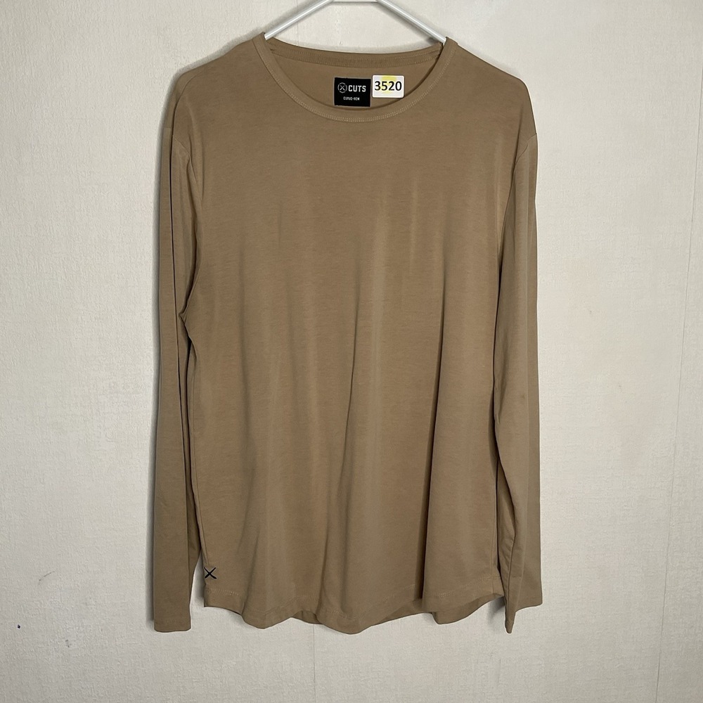 Cuts Mens T-Shirt Size XL Long Sleeve Curved Hem Coast. Beige Casual Outdoors